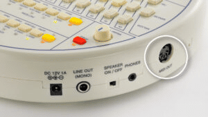 섬네일: Suzuki OM-108 Omnichord Electronic Musical Instrument