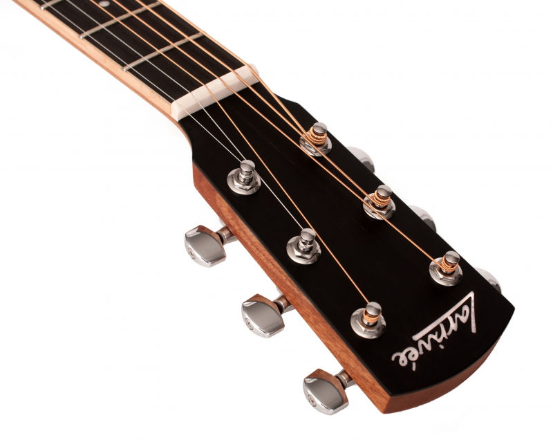 Thumbnail: Larrivée 00-40 Legacy Series Acoustic Guitar: Premium Sitka Spruce, Mahogany Bu