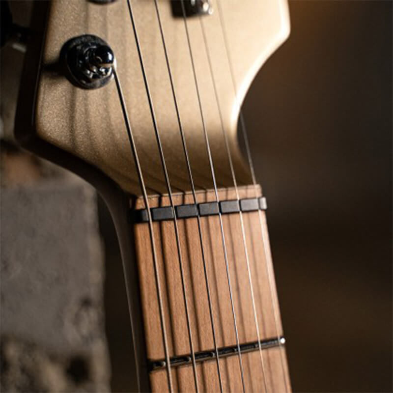 Miniaturbild: Cort G300 Pro Electric Guitar: Premium Basswood Body, Maple Top, Seymour Duncan