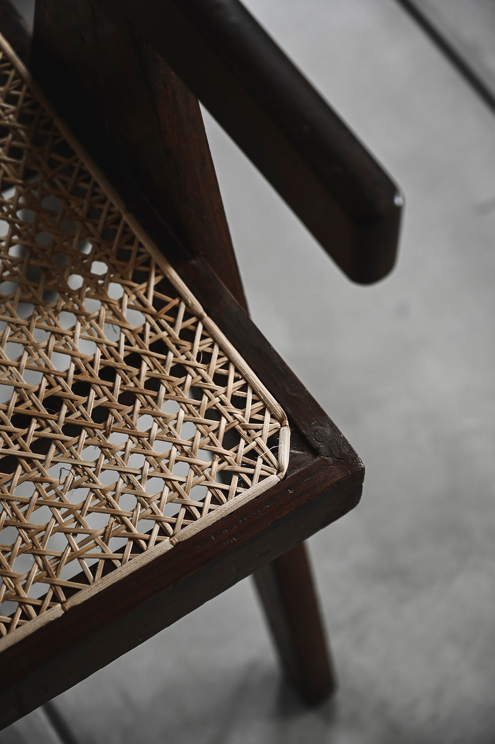 サムネイル： Pierre Jeanneret Connect Back Chair (Vintage)