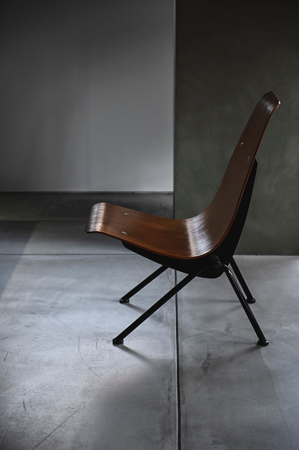 サムネイル： Jean Prouvé Antony Chair (Vintage)