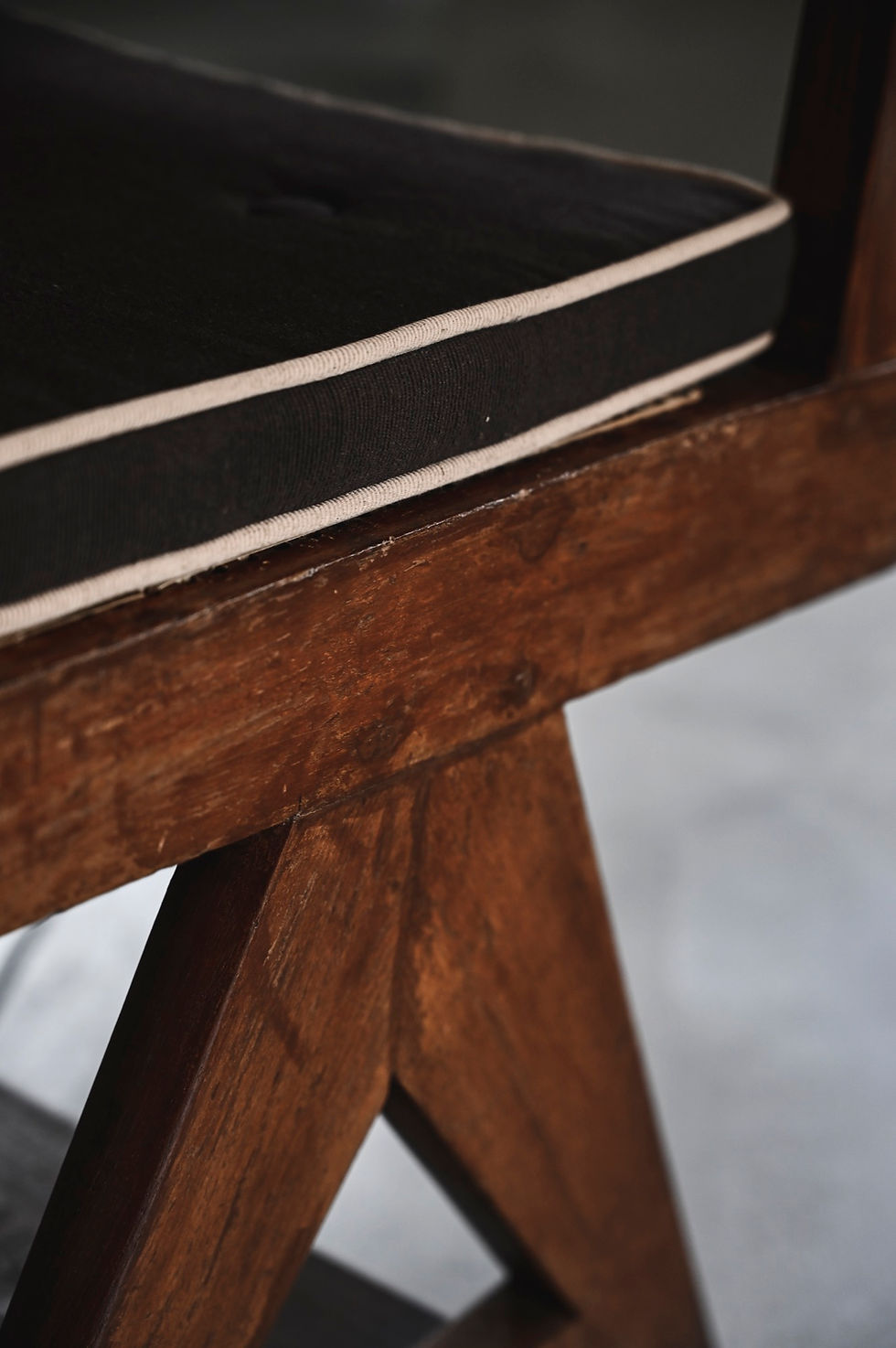 サムネイル： Pierre Jeanneret