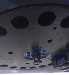 SCANIAHEADを後方から写しました。中央に見える道具箱かっこいいでしょ。