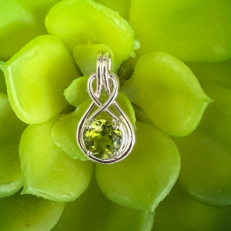 Thumbnail: Peridot Infinite Abundance Pendant