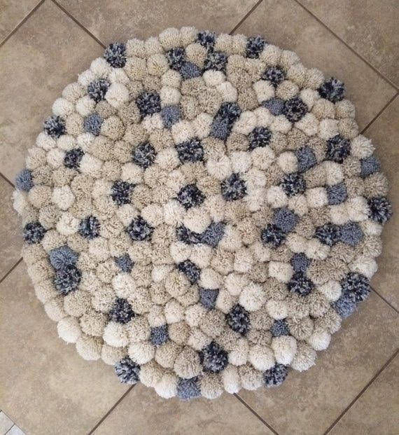 Miniatura: Alfombra de Pompones Redonda