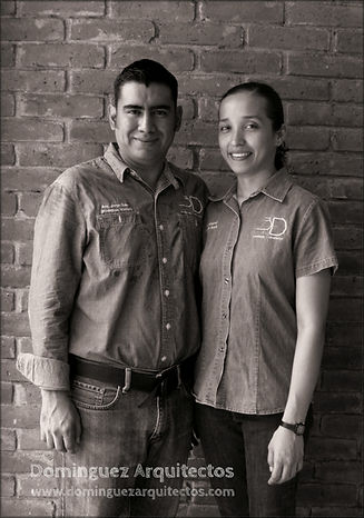 Dominguez Arquitectos ( Arq.Jorge Eder Domínguez & Arq. Monserrat Domínguez)