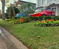 Corte-pasto-poda-arbustos-mantenimiento-jardin-escobar-loma-verde-el-cazador-parquista-jardinero-riego-automatico-Nivelacion-terreno-construccion-jardin-diseno-paisajismo