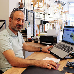 Hobisini mesleğe dönüştüren girişimci ürettiği dekoratif eşyaları yurt dışına da gönderiyor