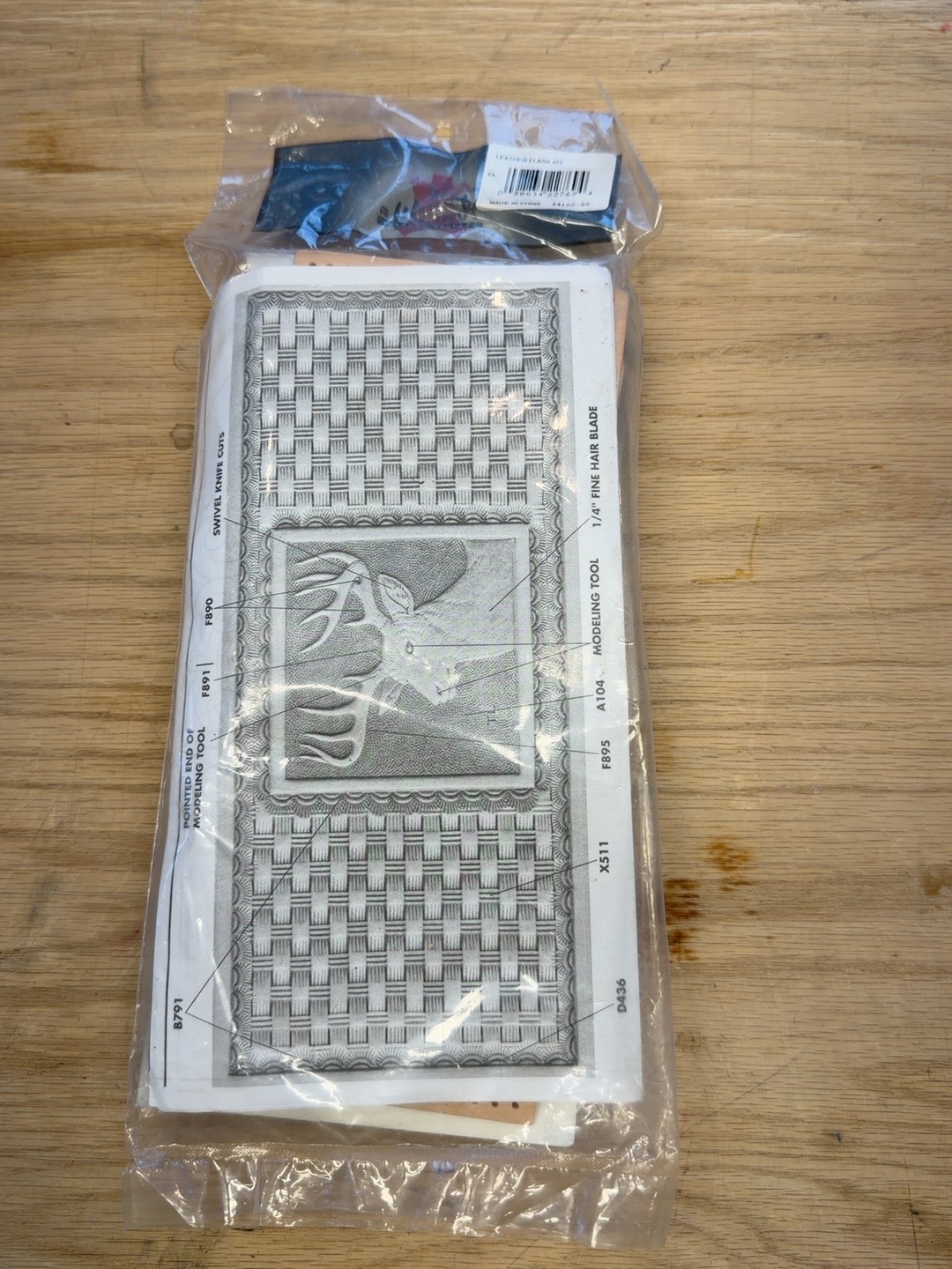 Tandy Flask Kit — contents / detail