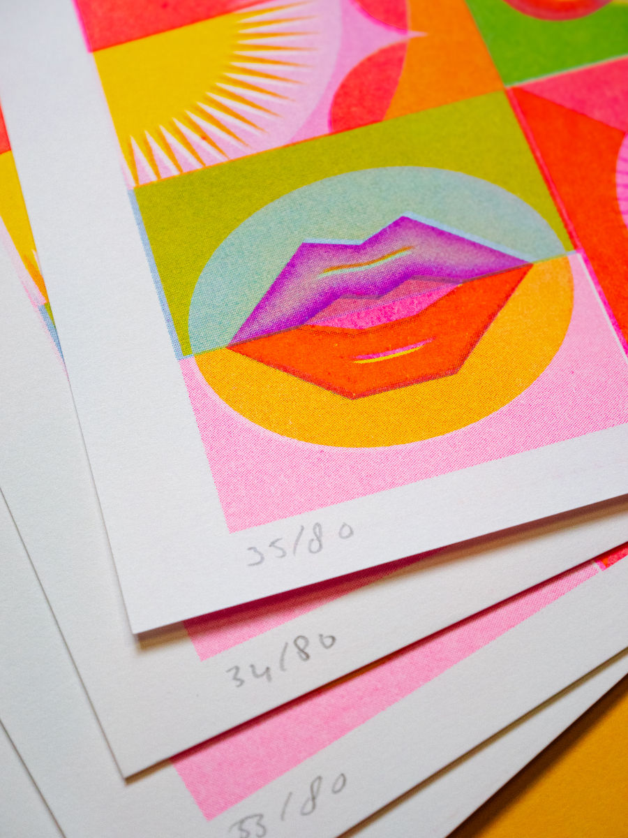 Thumbnail: Picture of the texture from a riso print illustration