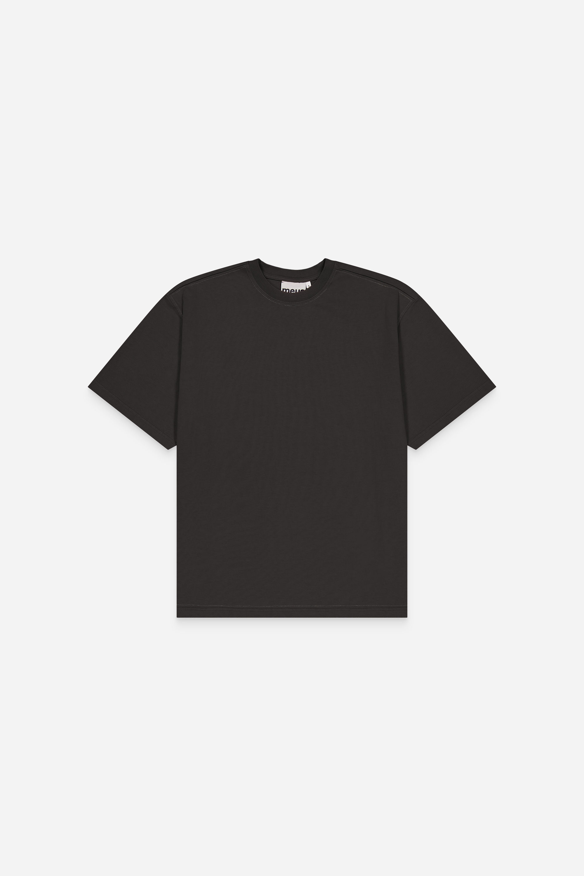 T-shirt oversize gris foncé vue de face