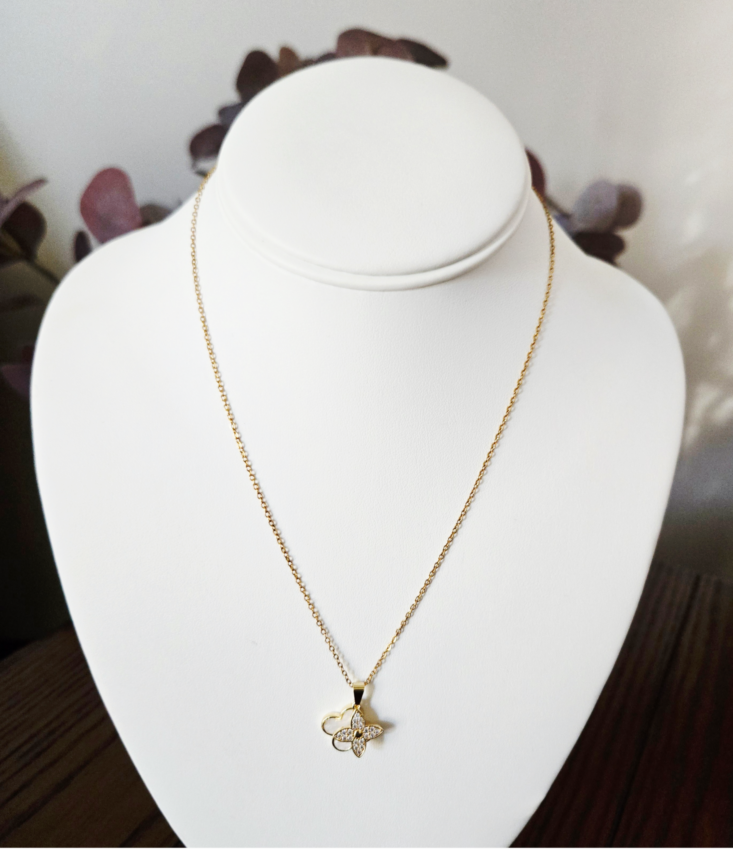 Double Clover Pendant Chain 