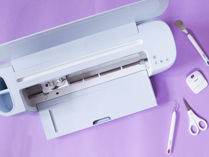 GUIDE TO THE CRICUT MAKER 3