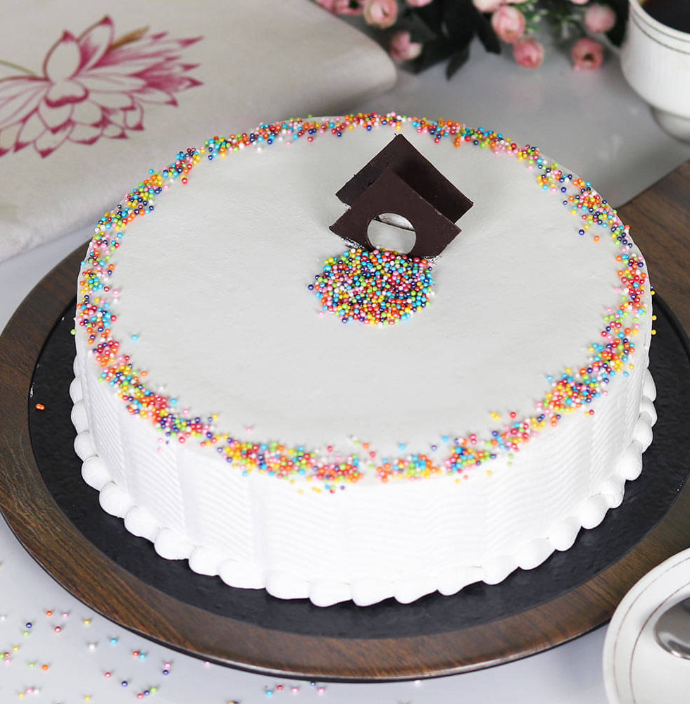 Fresh Vanilla Cake Half Kg