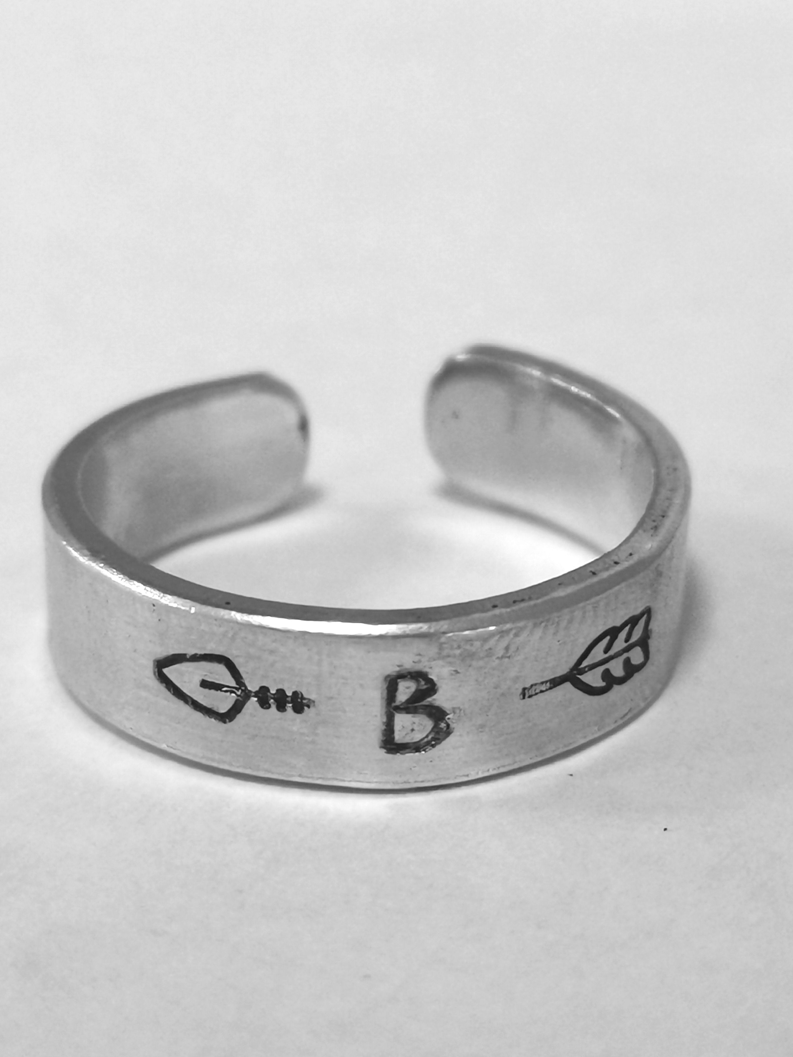 Initials and Arrow : Band Ring
