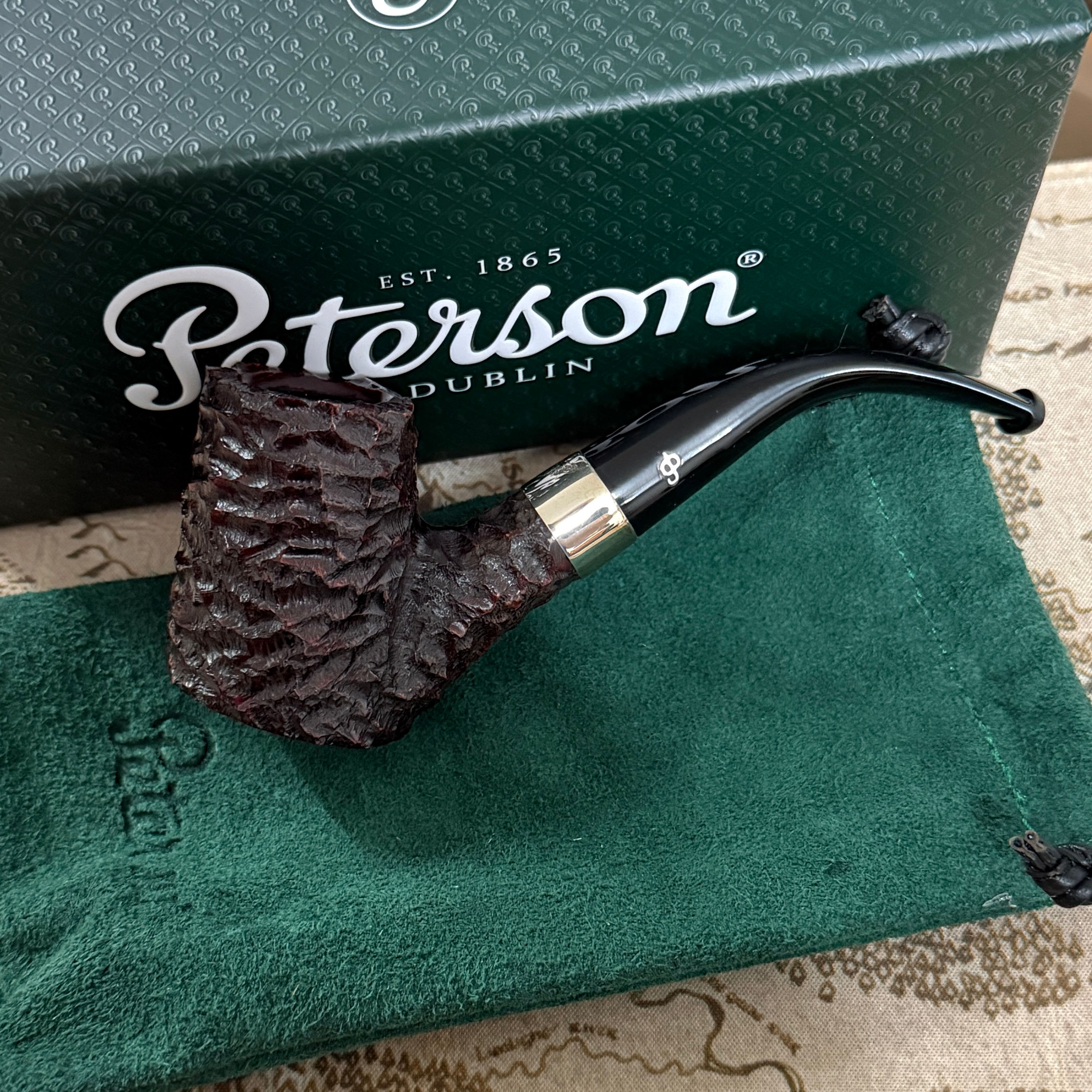 Peterson Writers Collection "Yeats" estate pipe 5883