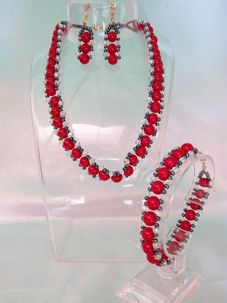 Conjunto perla Roja.$50.000