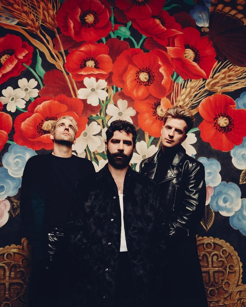 FOALS - WAKE ME UP