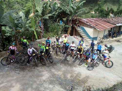ciclistas-risaralda