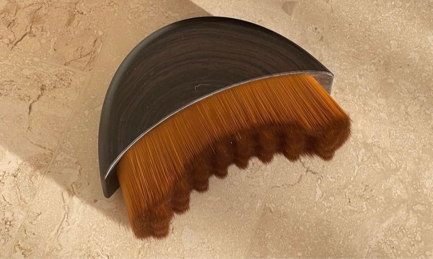 Facial Lymphatic Brush