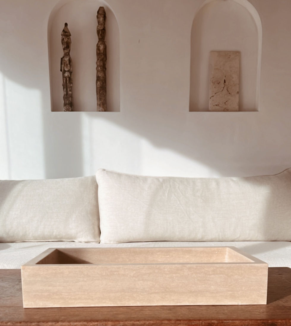 Thumbnail: vooraanzicht travertin wasbak badkamer Wabi sabi stijl