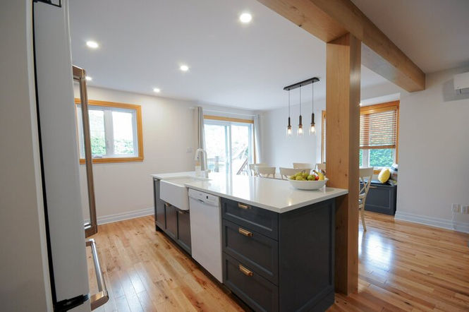 Vue de la cuisine de côté