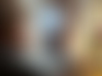 un enfant de 3 ans qui attend noel