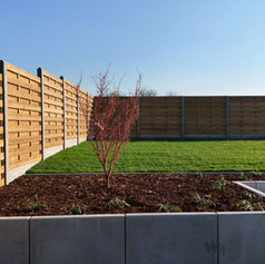 Aanleg tuin met bloembak _ J-R Garden