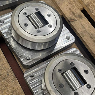 Machine building - Guide wheels