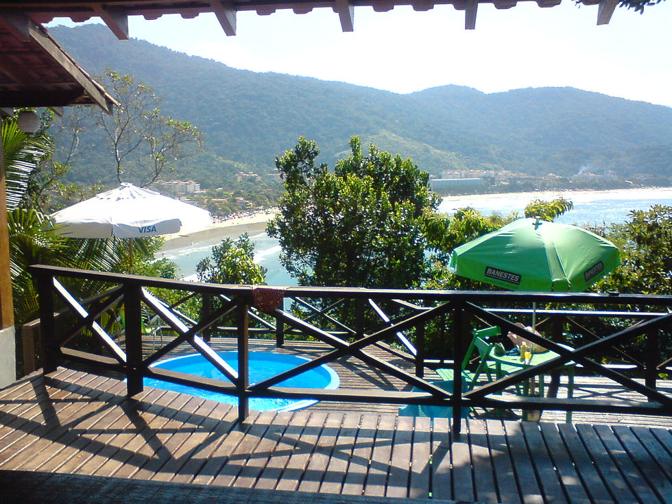 Deck com vista para o mar