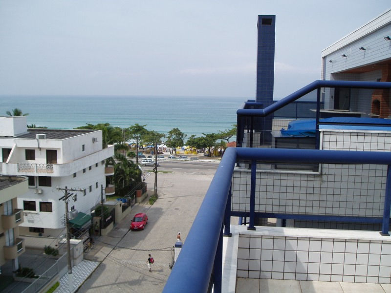 Terraço com vista para o mar