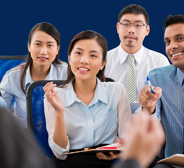 Branco e Quadrado Preto Imobiliária Logotipo (8).png