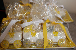 Stroller-themed cookie favors