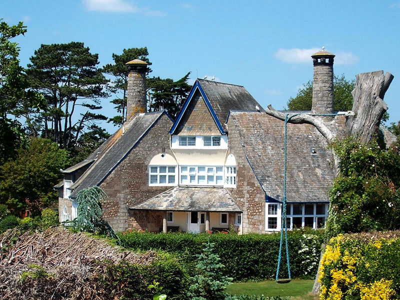 12 Arts & Crafts houses you can visit in England