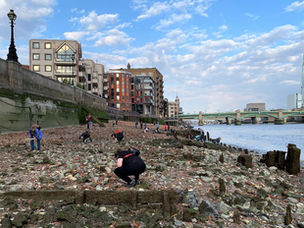 MUDLARKING ON THE RIVER THAMES