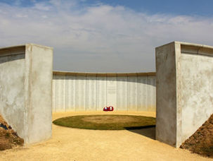 THE MEMORIAL TO ARMY FLYING AT MIDDLE WALLOP