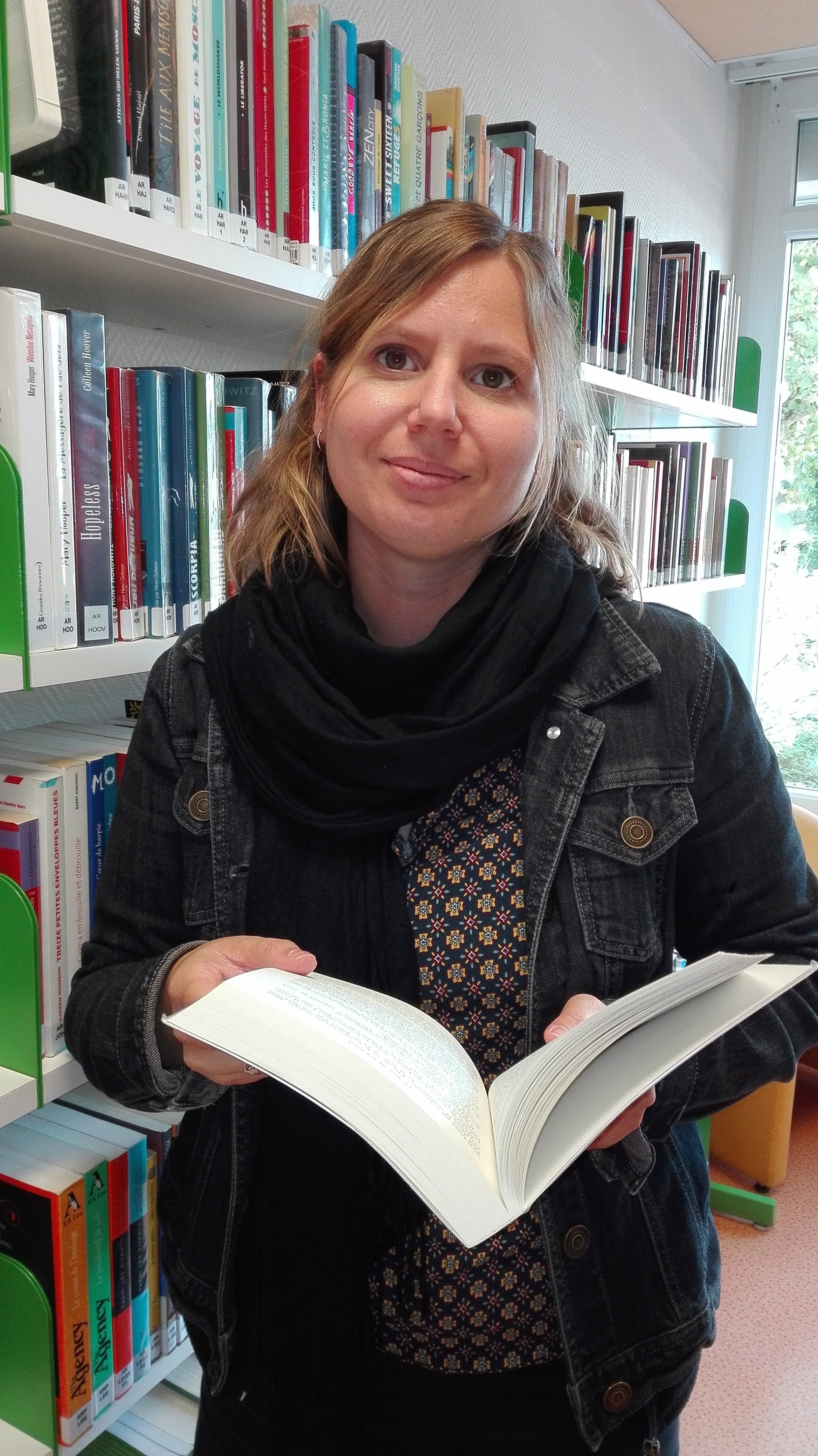 Pauline J., Libraire Kube