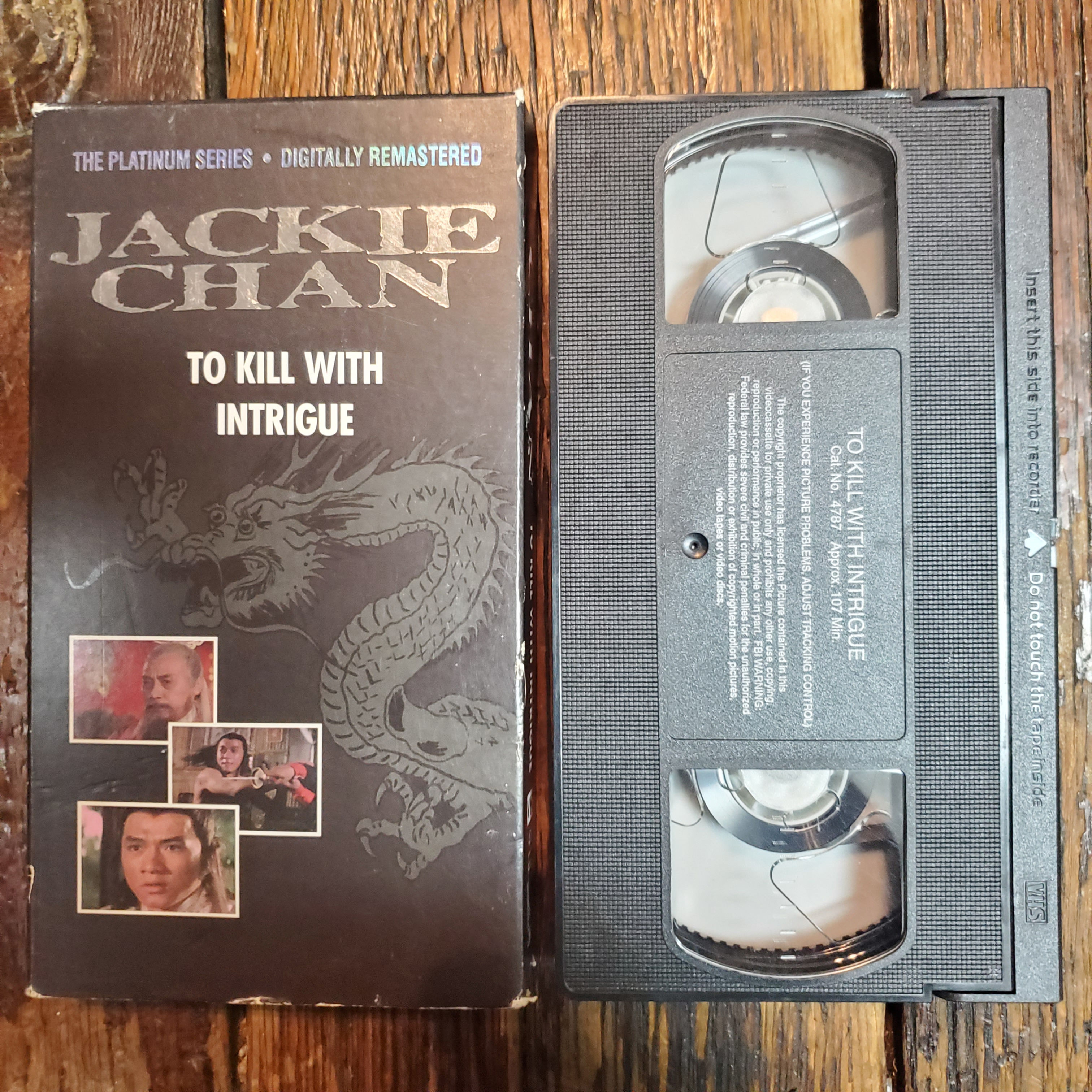 TO KILL WITH INTRIGUE - Jackie Chan VHS Tape