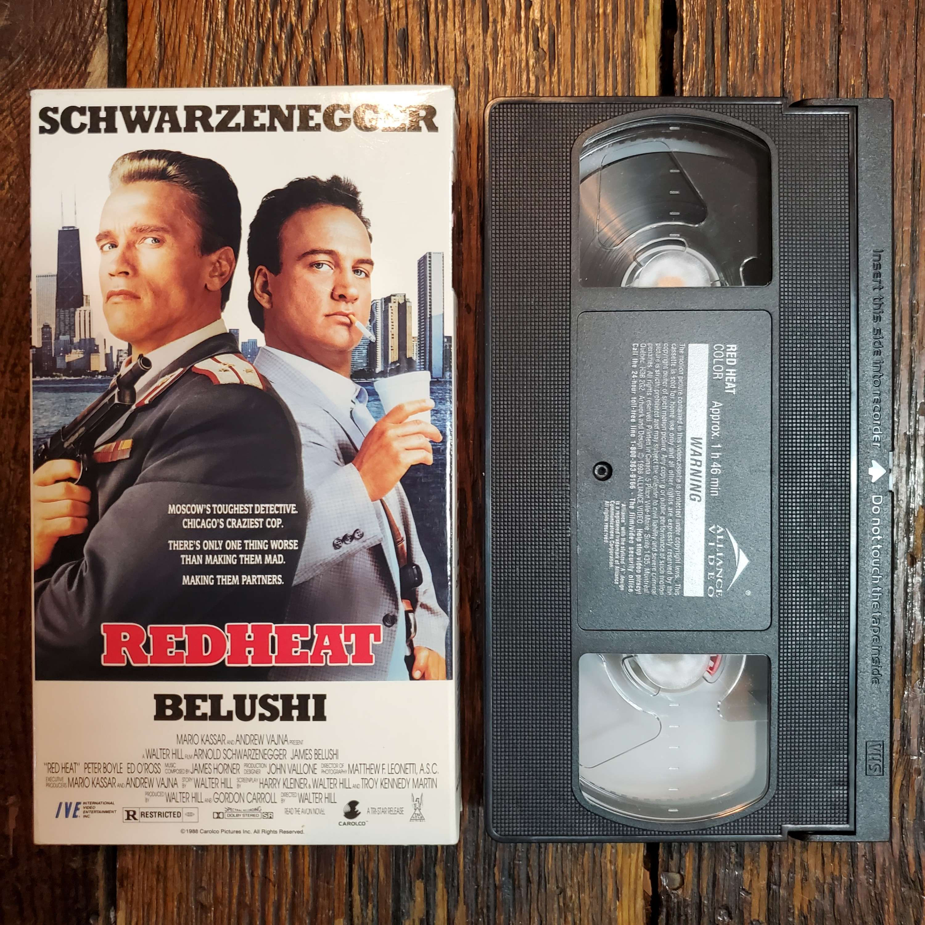 RED HEAT - VHS Tape