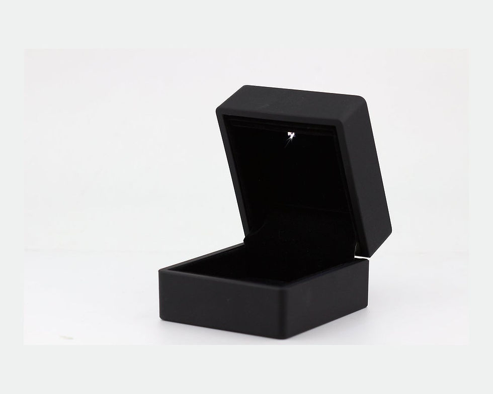 Thumbnail: 14K Gold Baguette Diamond Ring, Brilliant Diamond Engagement Ring