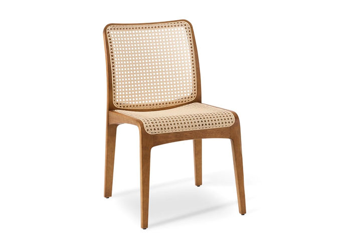 A Cadeira Triz destaca-se pelo design contemporâneo e elegante.
