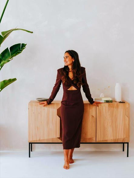 Buffets que unem beleza e funcionalidade, com design autoral e materiais nobres para compor salas com estilo, sofisticação e organização.