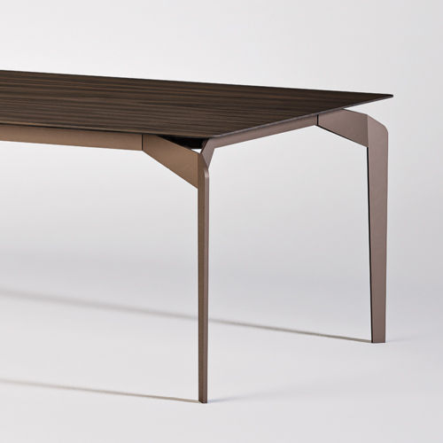 Miniatura: Design minimalista e contemporâneo.