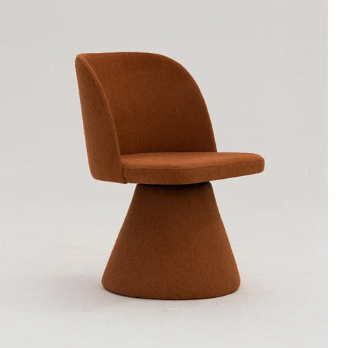 Miniatura: Cadeira Maeva: modernidade e design que transformam seu ambiente.
