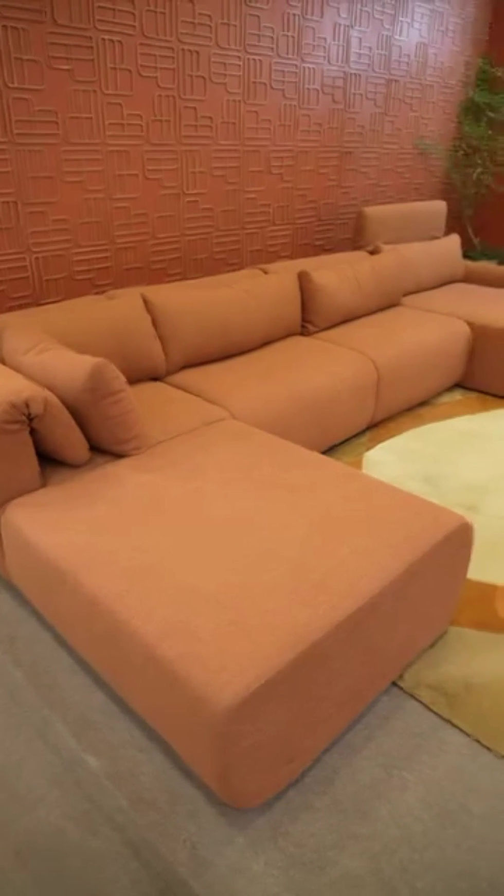 Miniatura: conforto ajustável e design elegante para transformar qualquer ambiente.