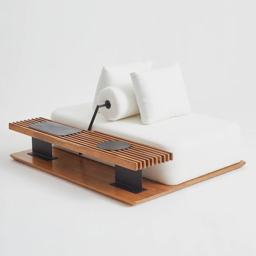 Miniatura: Encostos cilíndricos que garantem apoio ergonômico.