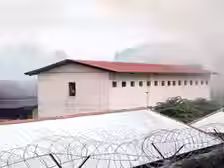 මහර බන්ධනාගාරයේ සිදු වූ නොසන්සුන්තාවයෙන් එක් අයෙකු මියයයි, 6කට තුවාල