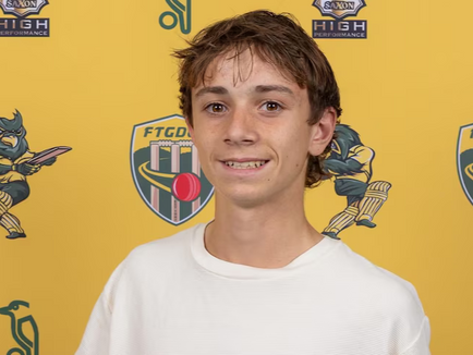 ඔස්ට්රේලියානු යොවුන් ක්රීඩකයෙකු පන්දුවක් වැදී ජීවිතක්ෂයට