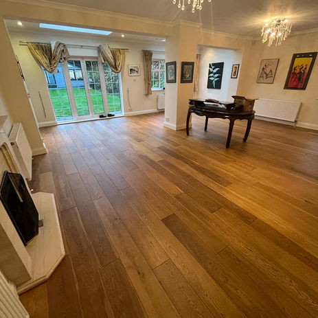 WW DECORATING
FLOORING