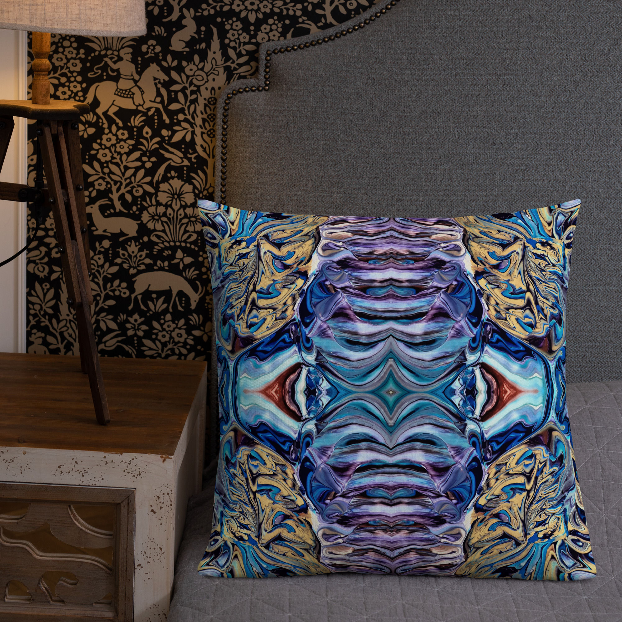 Gold on blue symmetry I